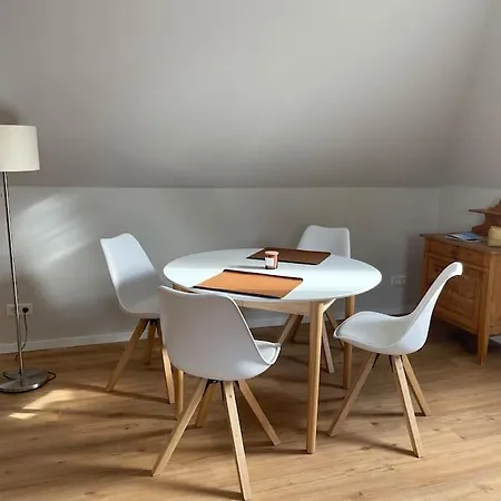 „t1“ In Apartament *